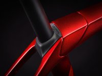 Trek Domane SLR 9 58 Metallic Red Smoke to Red Carbon S