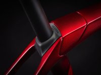 Trek Domane SLR 9 AXS 54 Metallic Red Smoke to Red Carb